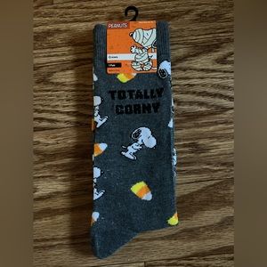 NWT charlie brown snoopy peanuts movie halloween socks